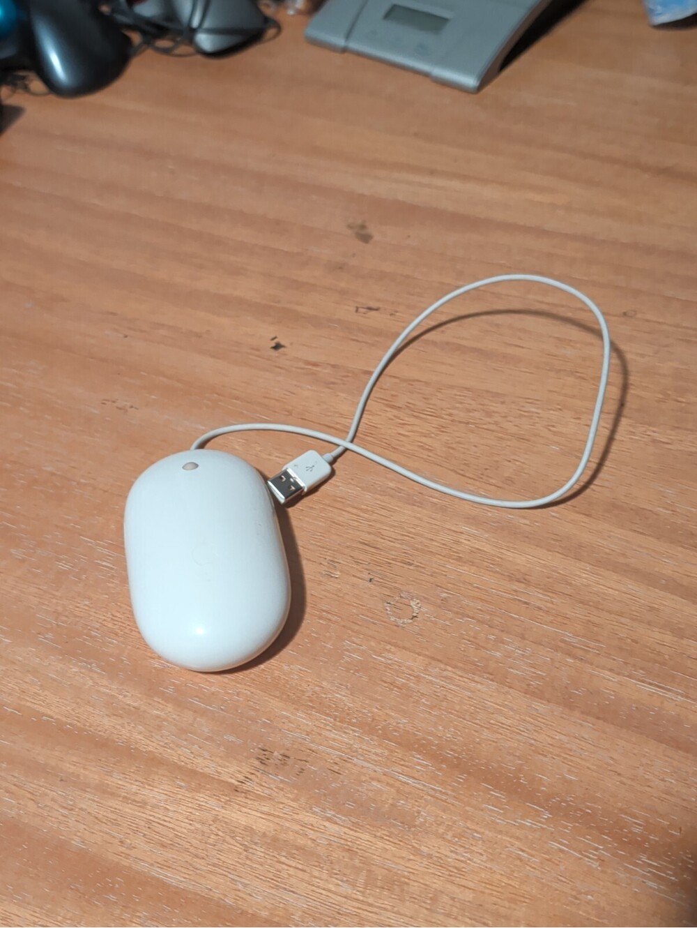 Apple A1152 USB-Wired Mighty Mouse